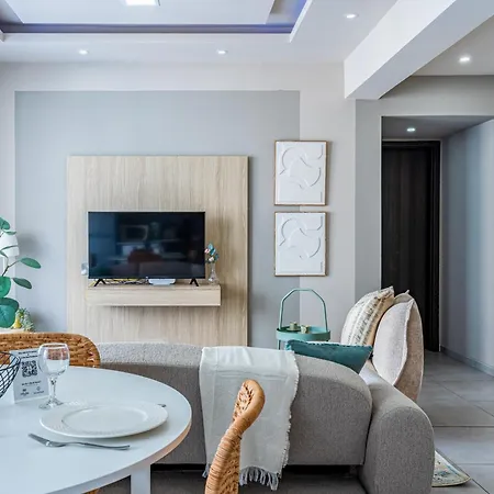 Daze 1-br By Finikoudes Apartament *