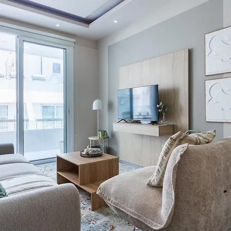 Daze 1-br By Finikoudes Apartament