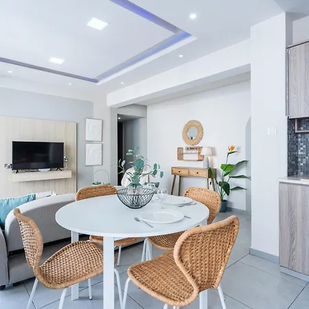 Apartament Daze 1-br By Finikoudes Larnaca