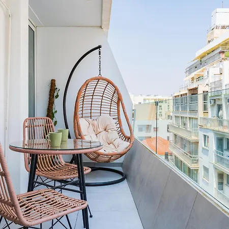 Daze 1-br By Finikoudes * Larnaca